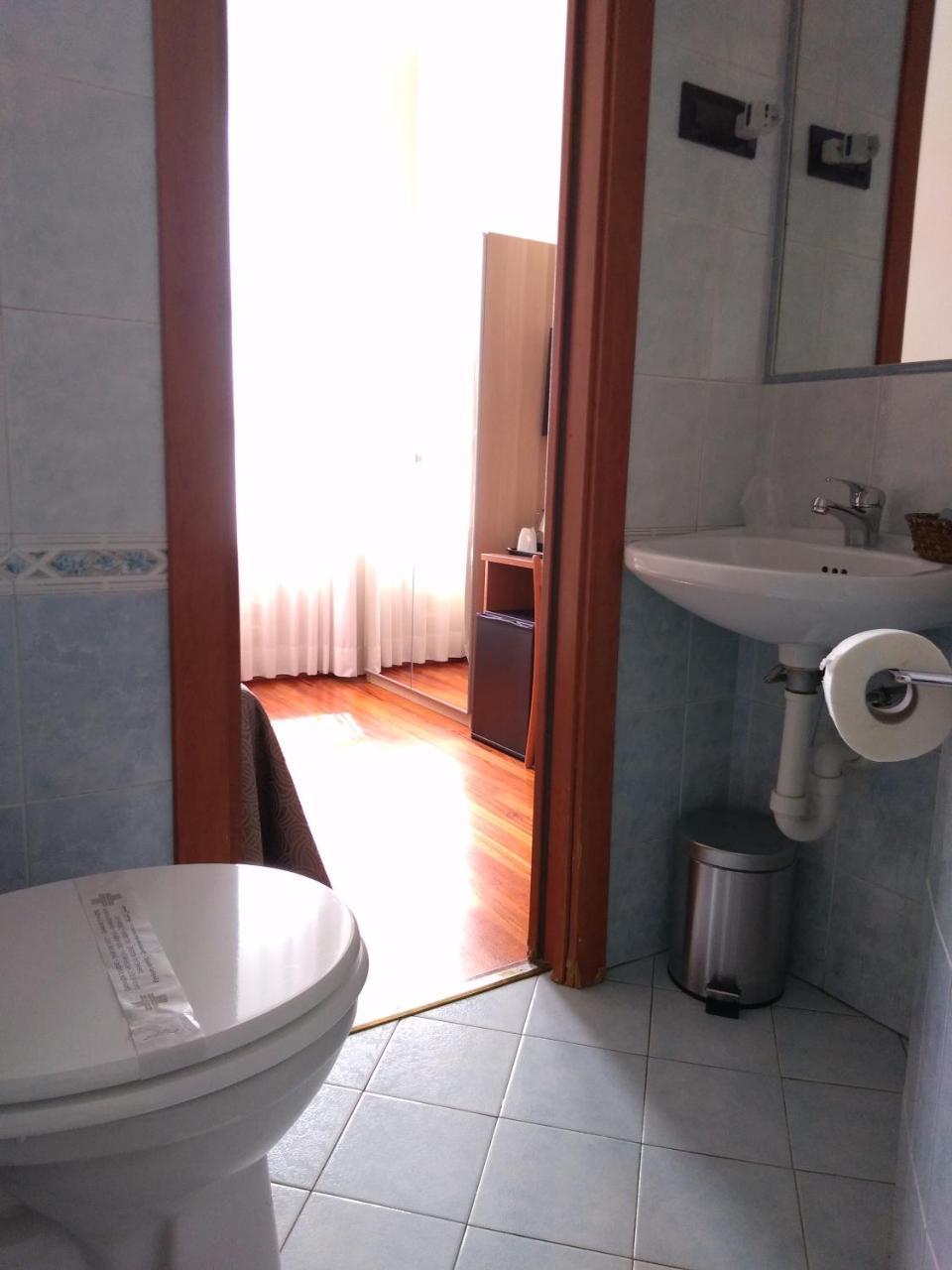 Hotel Twenty Nine ジェノヴァ エクステリア 写真